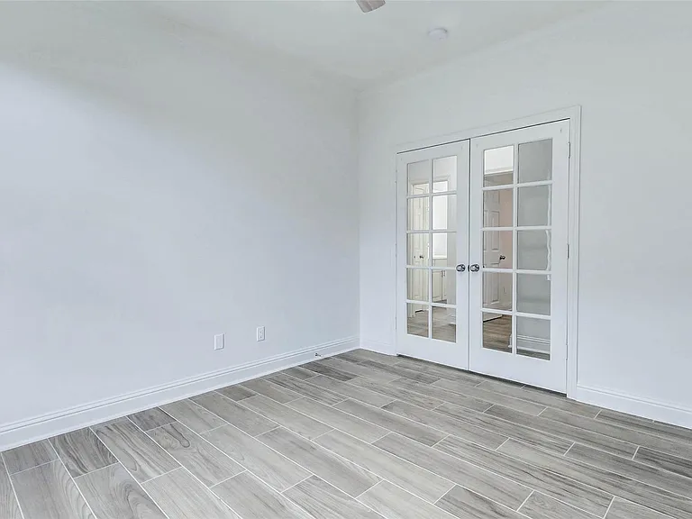 1918 Supplejack Ct — Photo 17