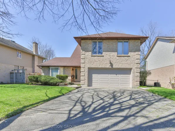 25 Farmington Ter, London, ON N6K 3N3