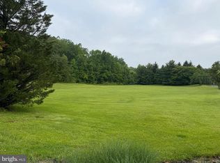 198 Longview Dr, Elkton, MD 21921