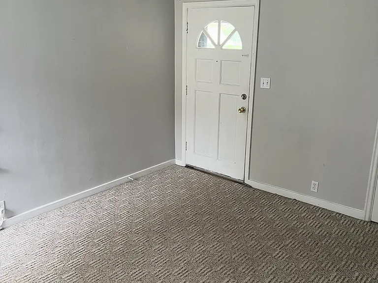 440 W Murray St #1 — Photo 2