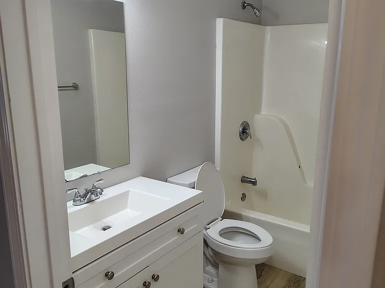 1065 N Lindell Ave #1 — Photo 8
