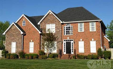 1st image of 3064 Vicwood Dr