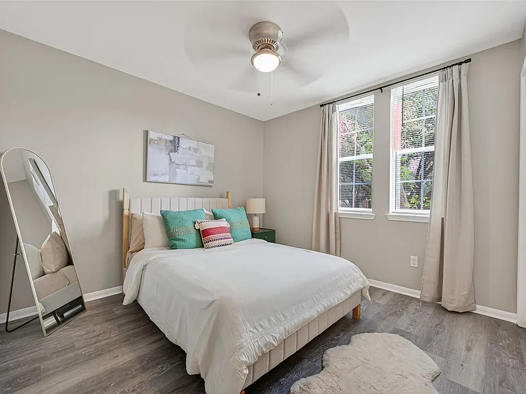 6635 Queensclub Dr — Photo 35
