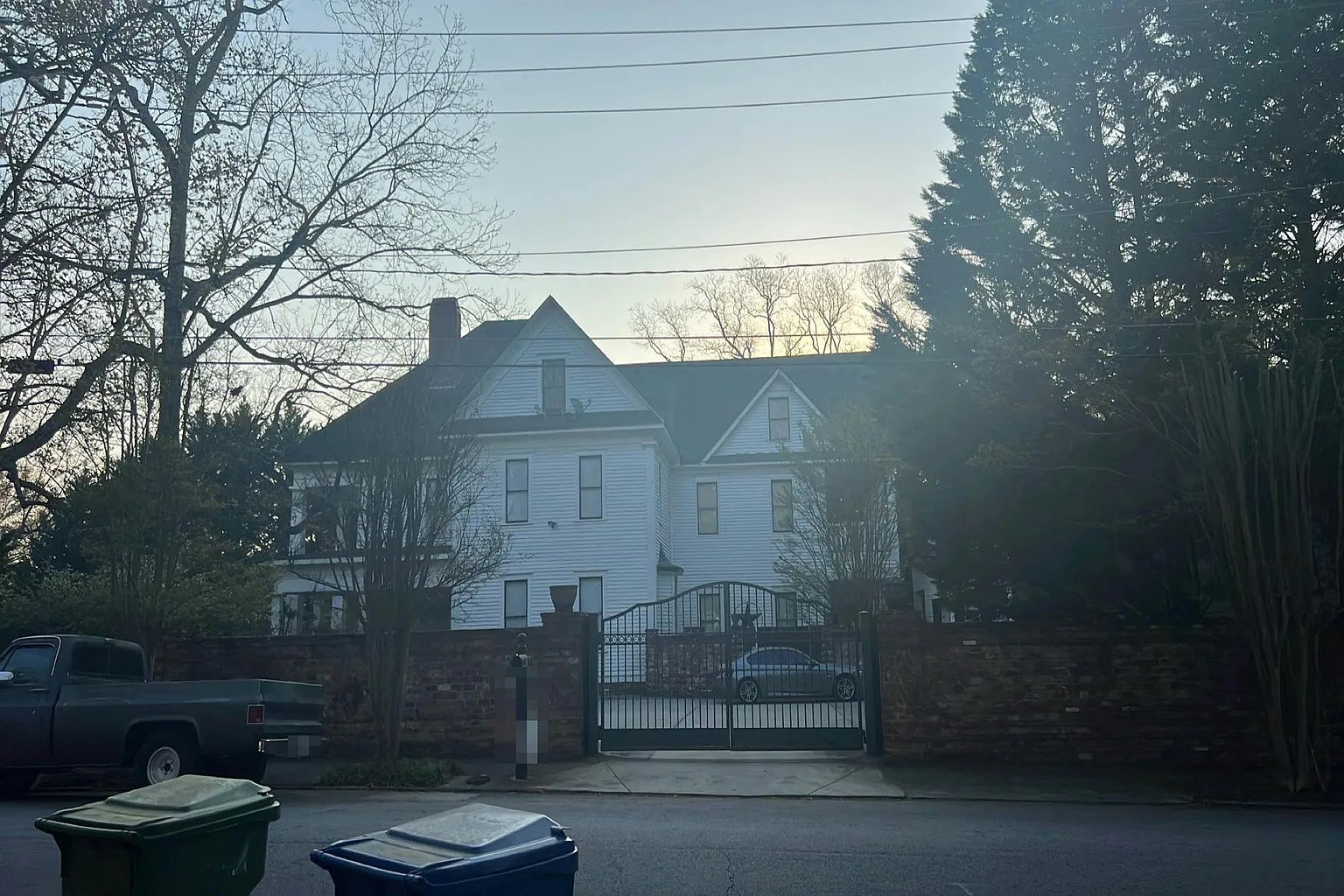 138 Douglas St SE photo 1