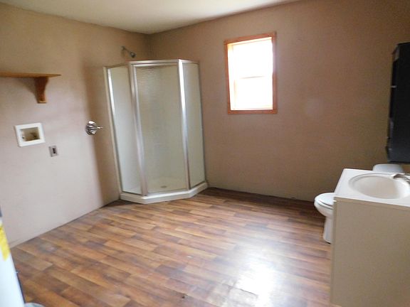 5th image of 607 Tackett Dr