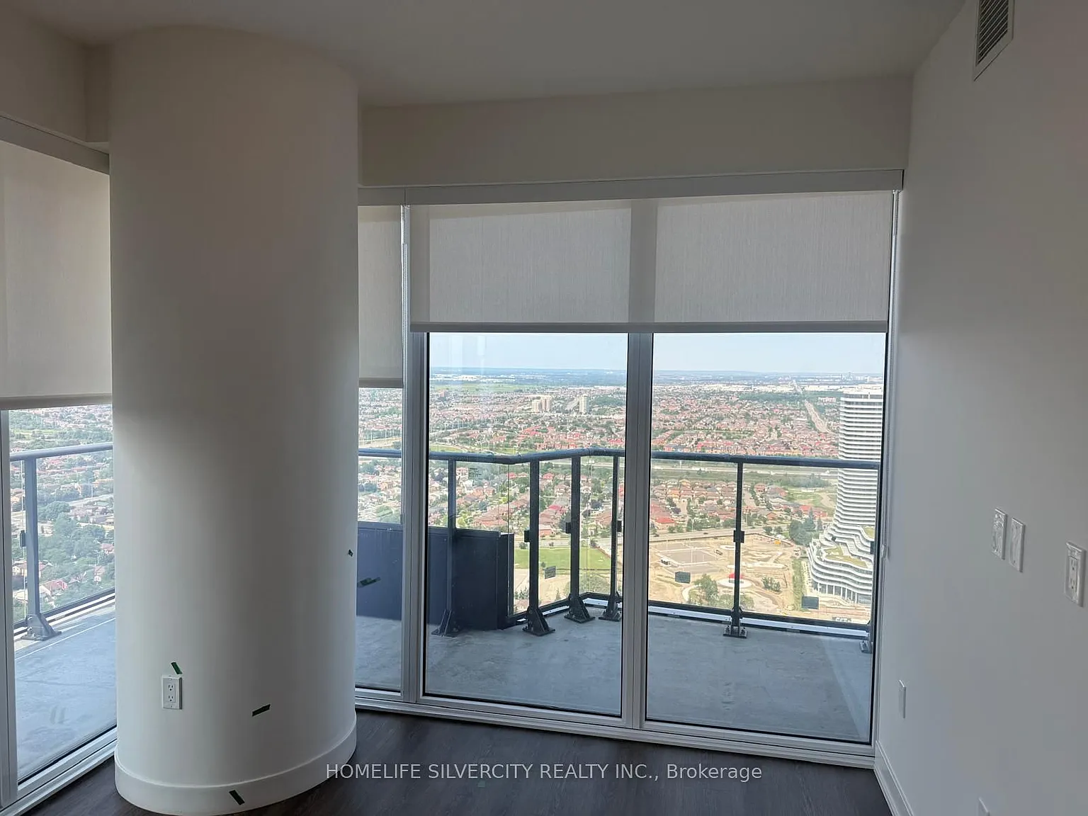 2 bed, $2,699 — Photo 4