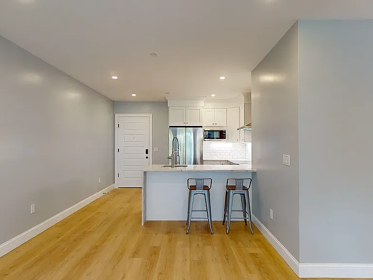 793 State St #2D — Photo 3
