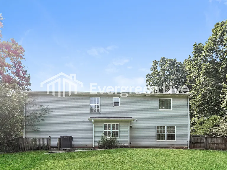 470 Gin Mill Dr — Photo 15