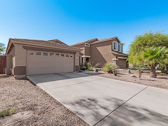 3rd image of 825 E IMPRERIA Street