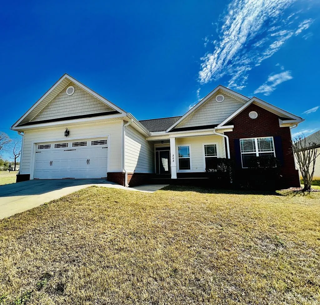 203 Savannah Drive — Photo 1