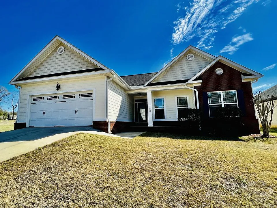 203 Savannah Dr