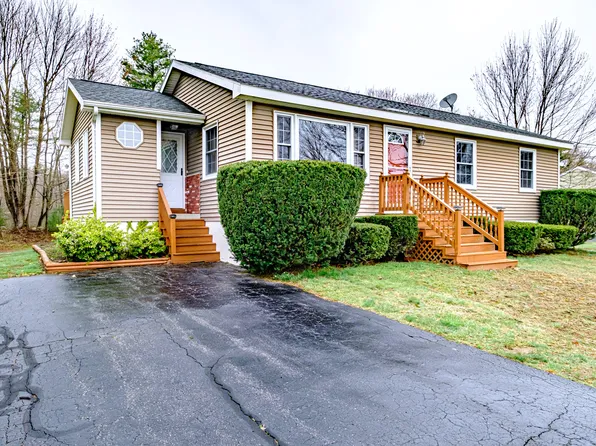 9 Folsom Drive, Biddeford, ME 04005