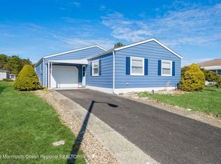 14 Bahamia Dr, Toms River, NJ 08757