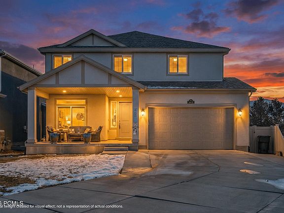 2nd image of 465 W Meadow Walk Dr