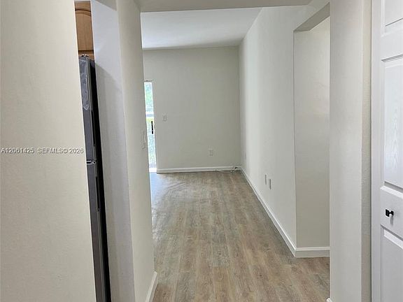 4th image of 9159 SW 77th Ave APT 113
