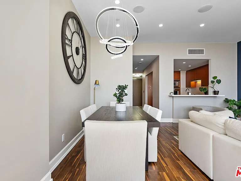 900 W Olympic Blvd #32G — Photo 5