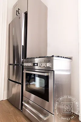 Rented by Nolita Group | media 7