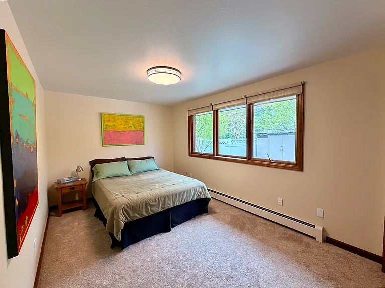 2225 Jewel St — Photo 33