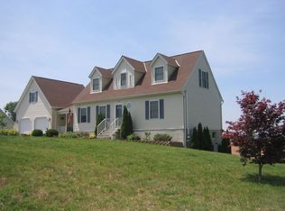 320 Jasontown Rd, Westminster, MD 21158