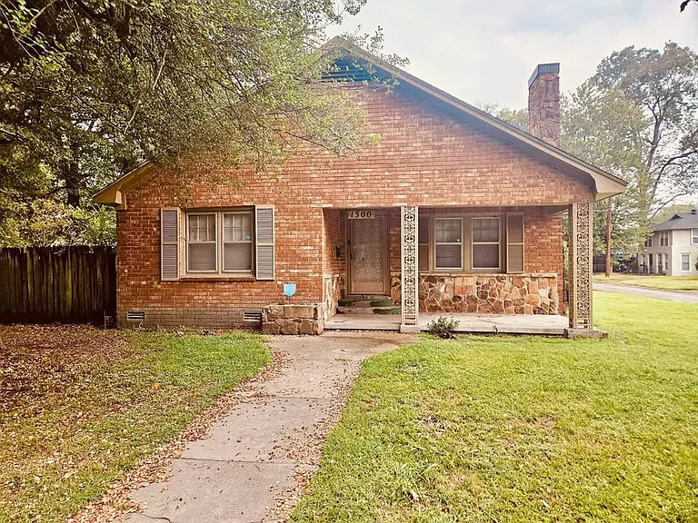 1300 Chickasawba St — Photo 7