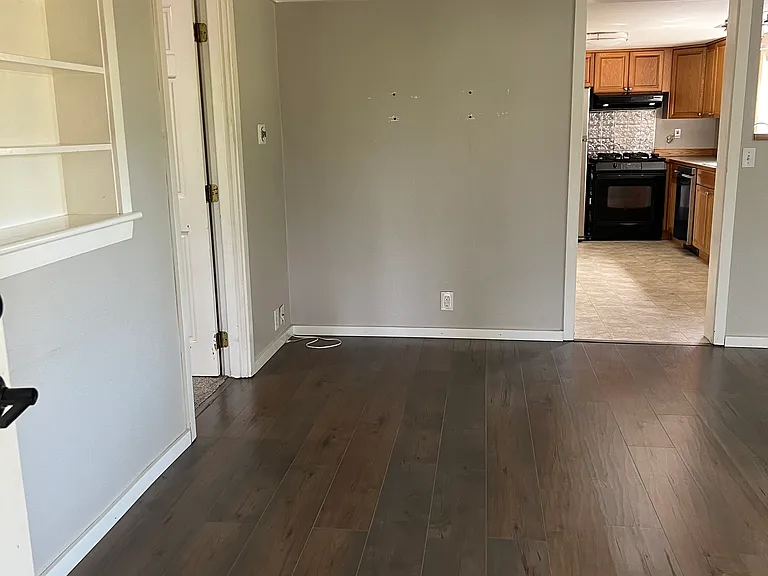 10955 SE 164th St — Photo 7