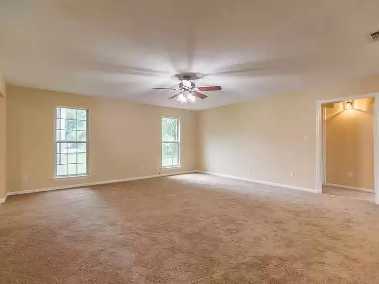 5108 Woodsdale Dr — Photo 4