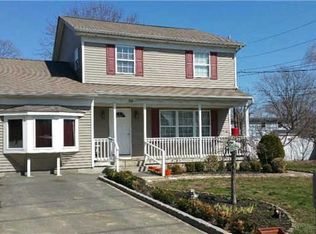 99 River Ave, Patchogue, NY 11772