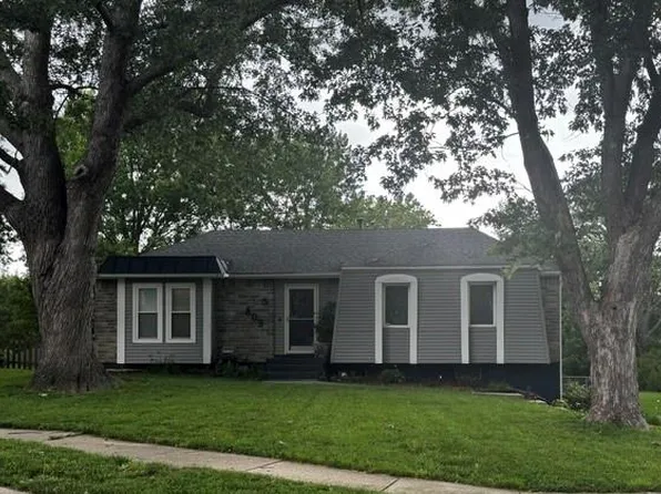 809 NW Arlington Pl, Blue Springs, MO 64015