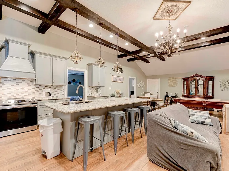 3801 Sunny Beach Ct — Photo 3