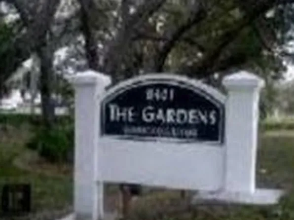 107 Dogwood Cir, Seminole, FL 33777