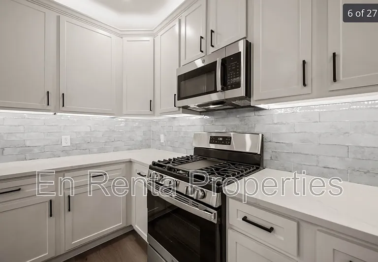 3329 Hemphill St — Photo 10