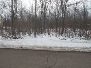 Rosalind Dr, Angola, NY 14006