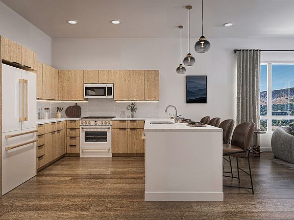 4th image of 126 Winter St #211