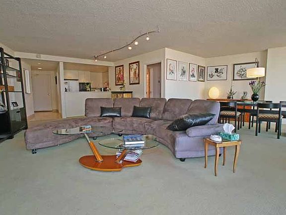 4th image of 700 E Ocean Blvd Unit 1504