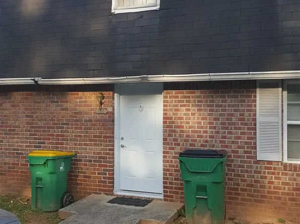 121 Plantation Cir, Clarkston, GA 30021