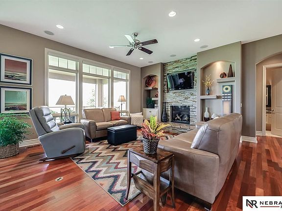 5th image of 5908 N 160th Ave