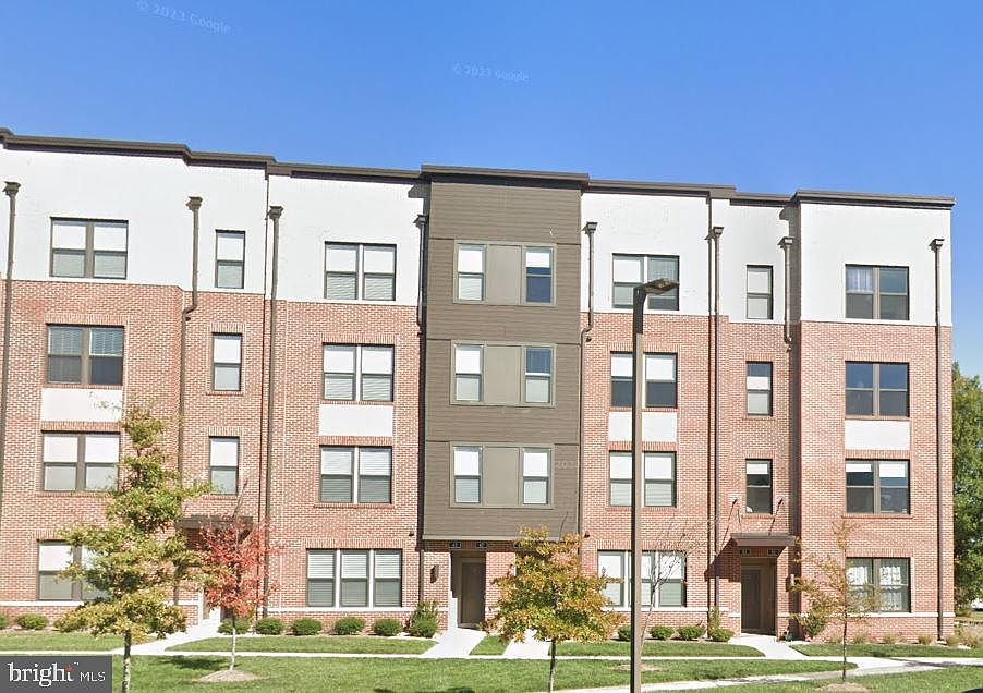 1st image of 47 Silverway Dr Unit 44