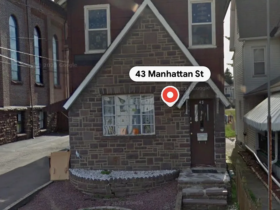 43 Manhattan St #2