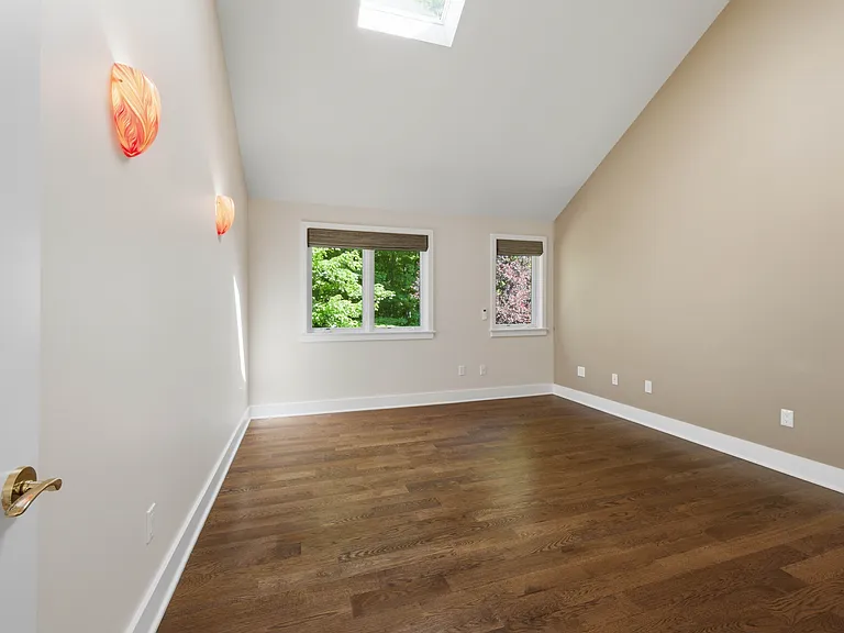 7 Boway Rd — Photo 57