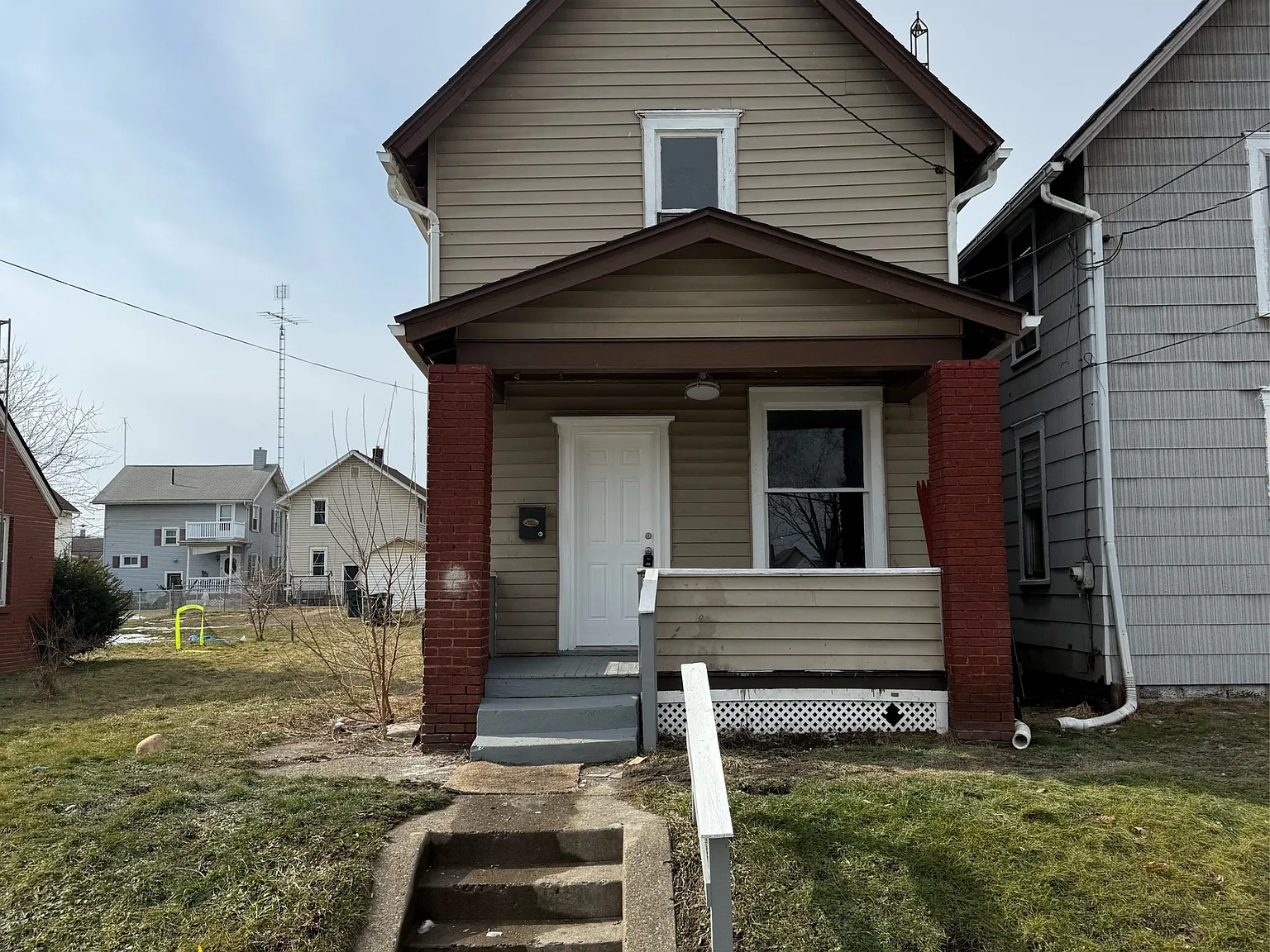 Stark Avenue Southwestv 1511 - 1 — Photo 2