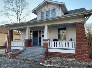 825 Troy Rd, Edwardsville, IL 62025