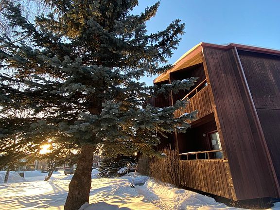Front of 4-plex, unit is on top