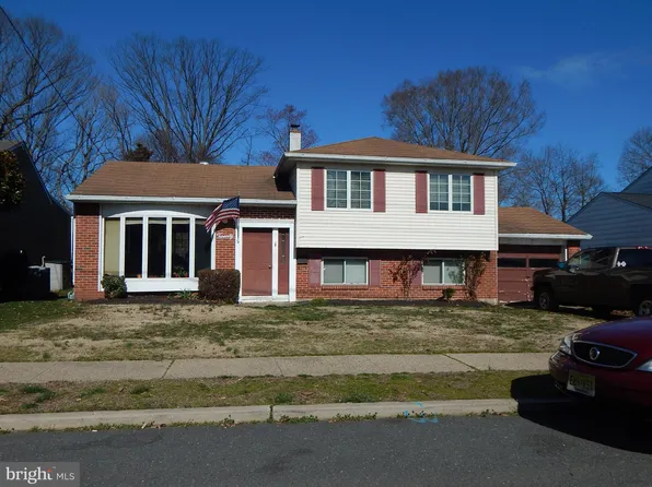 20 Ovington Dr, Hamilton, NJ 08620