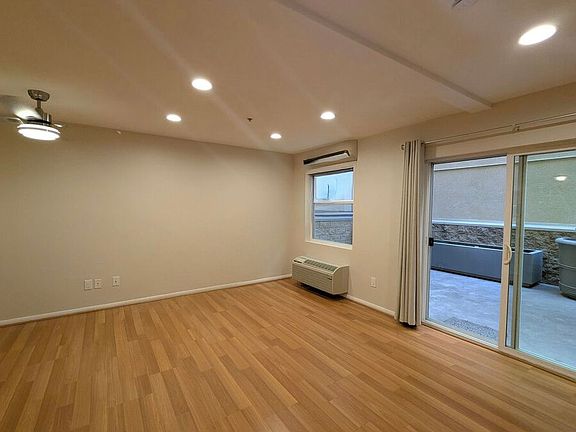 5th image of 1435 India St Unit 205