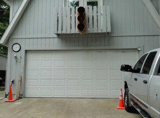 425 Lone Pine St, Roscommon, MI 48653