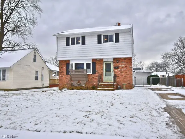 948 E 332nd St, Eastlake, OH 44095