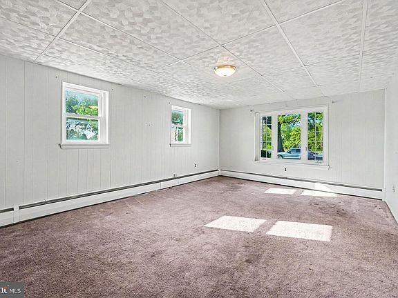 5th image of 120 Lusk Ave