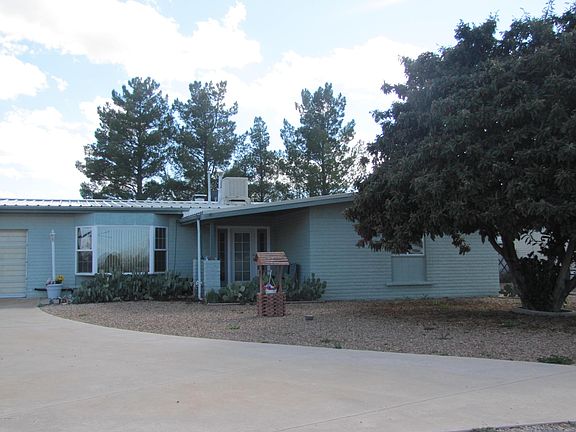 2nd image of 1212 E Klassen Ct