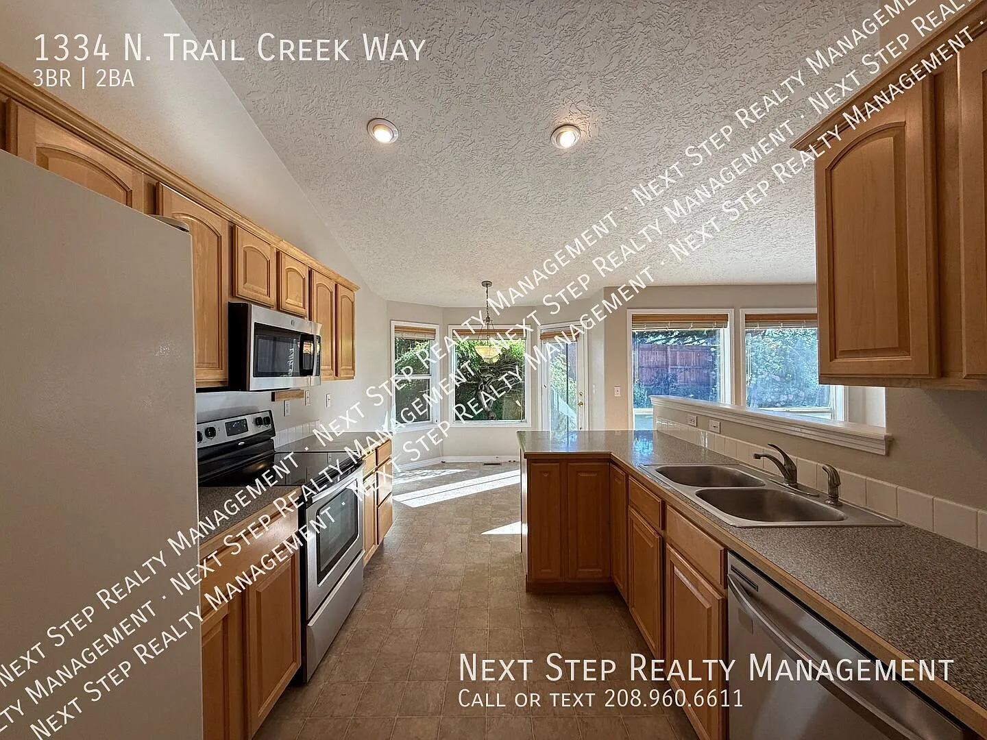 3 Bed 2 Bath Home In Eagle - No Security Deposit Required And Pets Welcome — Photo 4