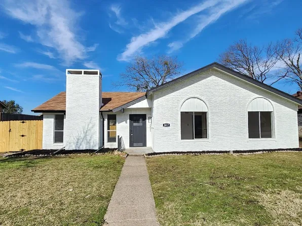 3017 Chisholm Trl, Garland, TX 75042